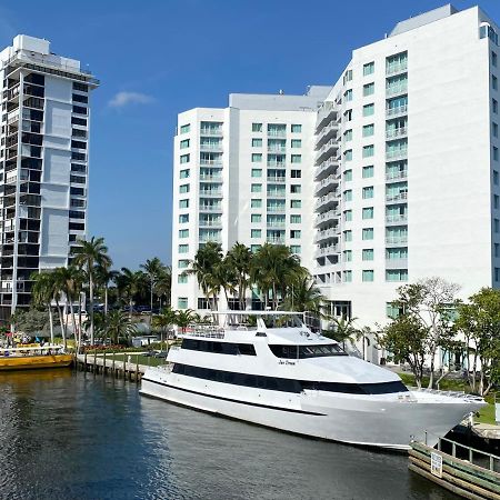 Gallery One - A Doubletree Suites By Hilton Hotel Fort Lauderdale Zewnętrze zdjęcie