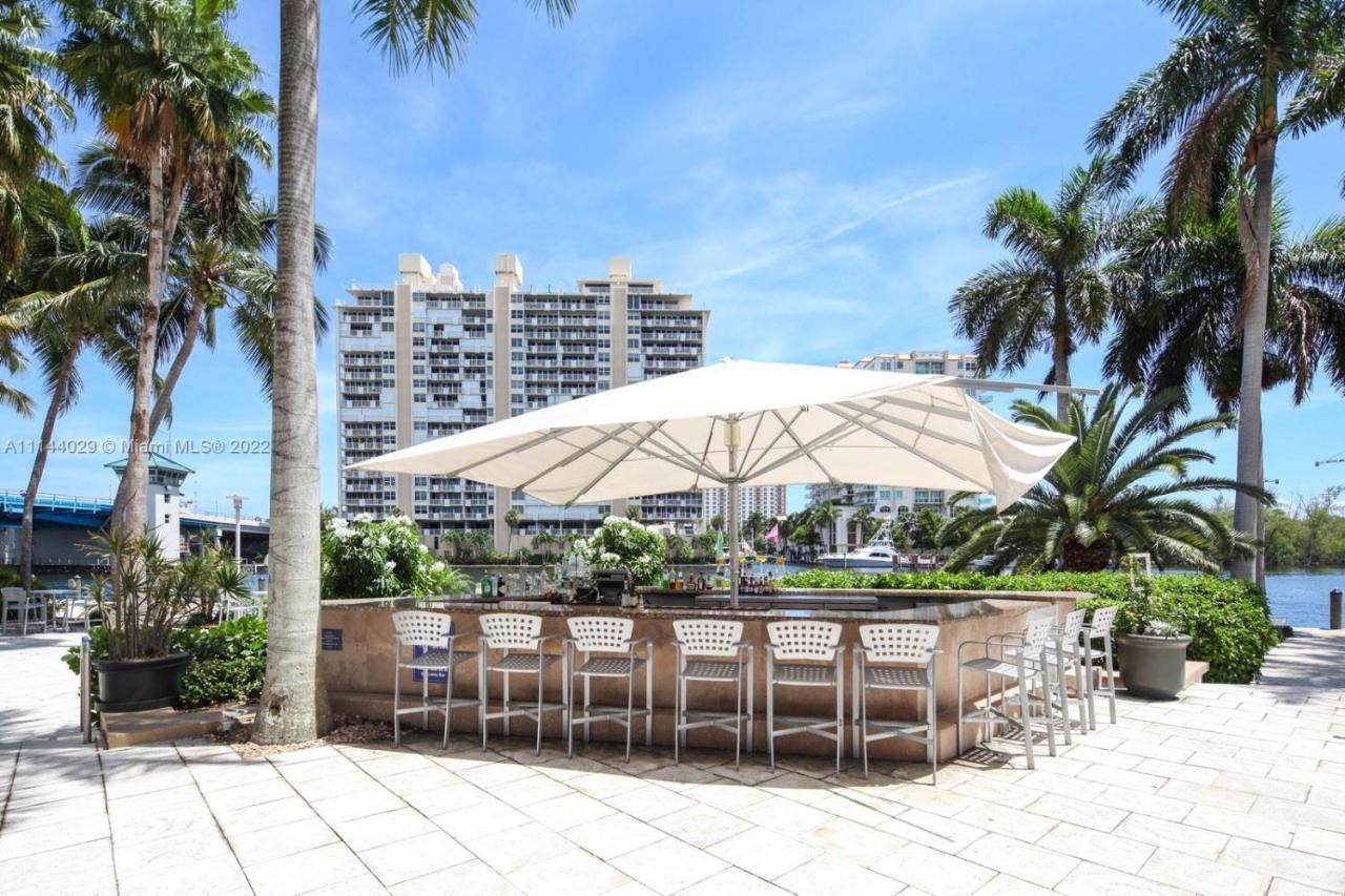 Gallery One - A Doubletree Suites By Hilton Hotel Fort Lauderdale Zewnętrze zdjęcie