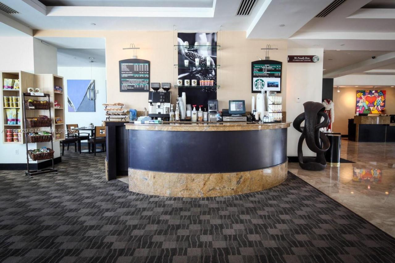 Gallery One - A Doubletree Suites By Hilton Hotel Fort Lauderdale Zewnętrze zdjęcie
