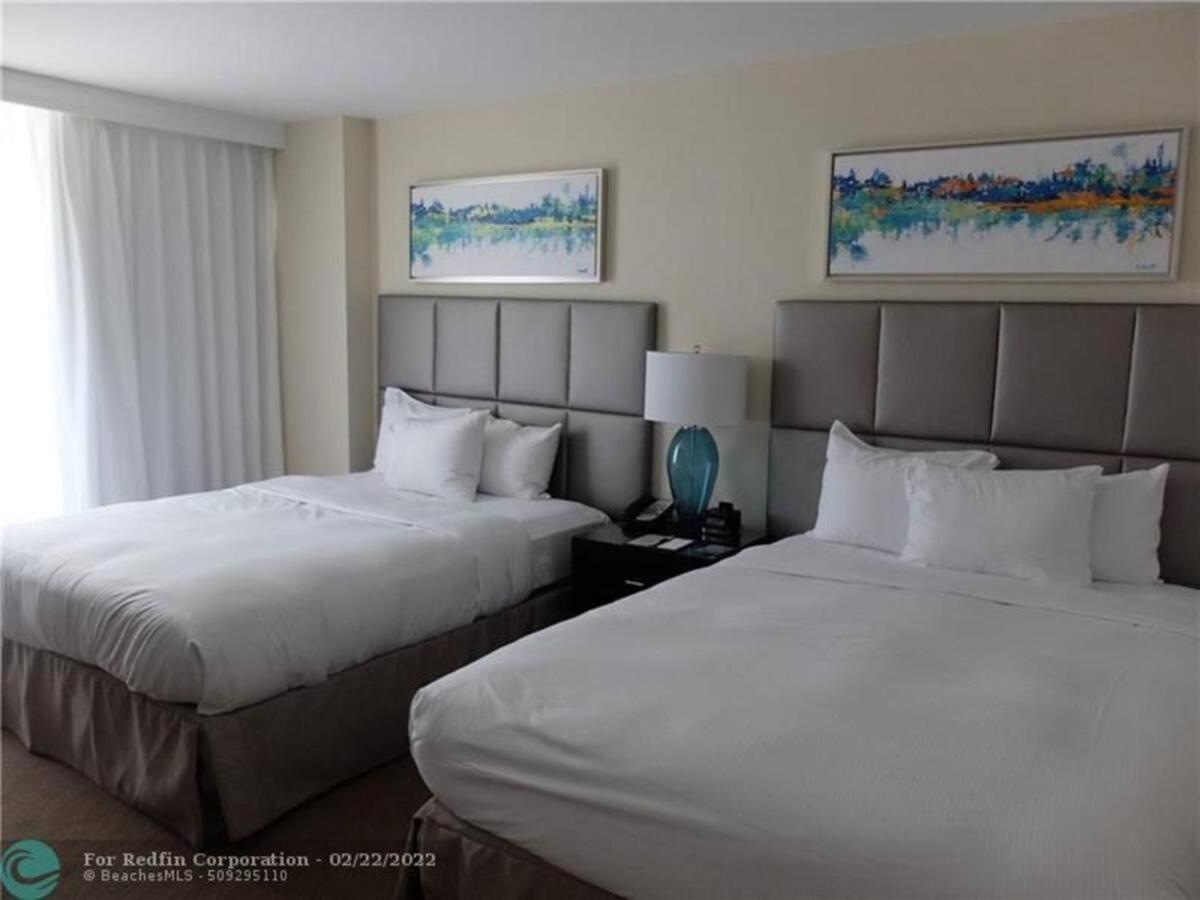 Gallery One - A Doubletree Suites By Hilton Hotel Fort Lauderdale Zewnętrze zdjęcie