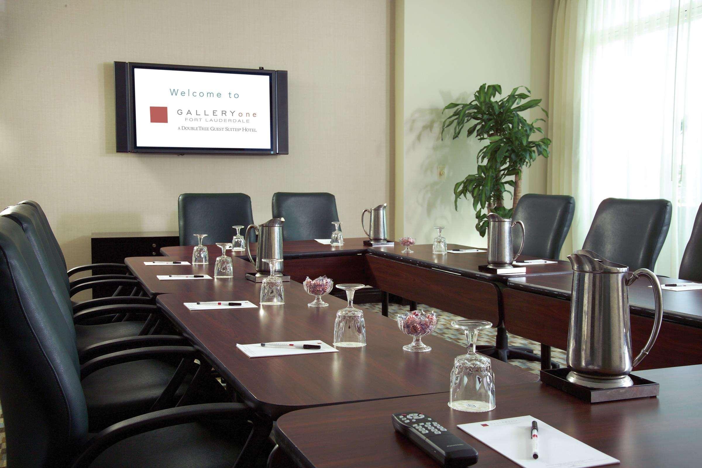 Gallery One - A Doubletree Suites By Hilton Hotel Fort Lauderdale Udogodnienia zdjęcie