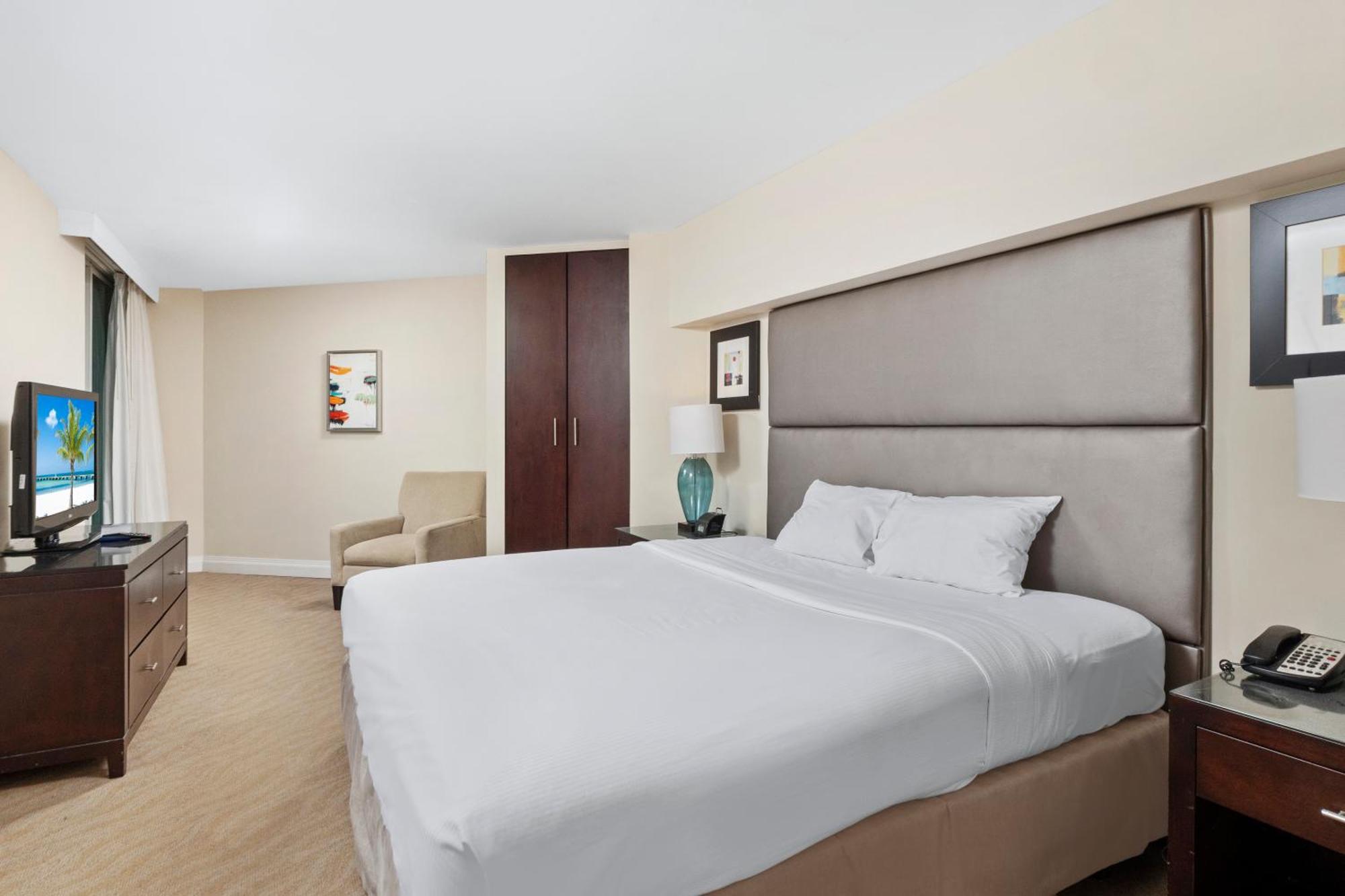 Gallery One - A Doubletree Suites By Hilton Hotel Fort Lauderdale Zewnętrze zdjęcie
