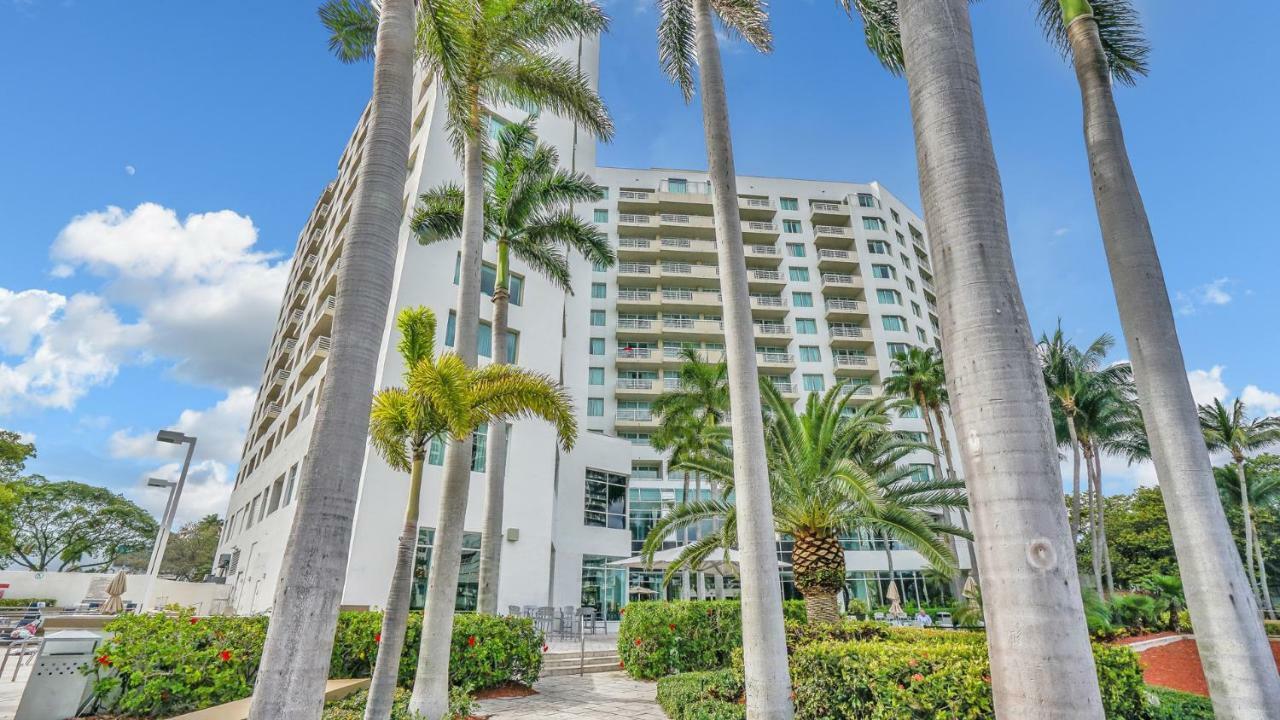 Gallery One - A Doubletree Suites By Hilton Hotel Fort Lauderdale Zewnętrze zdjęcie